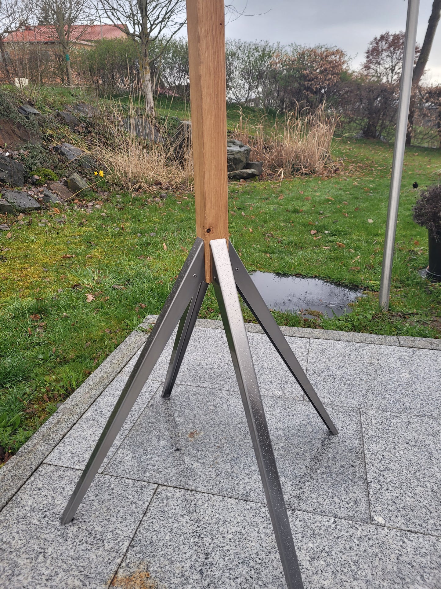 Fuss Edelstahl/Eiche